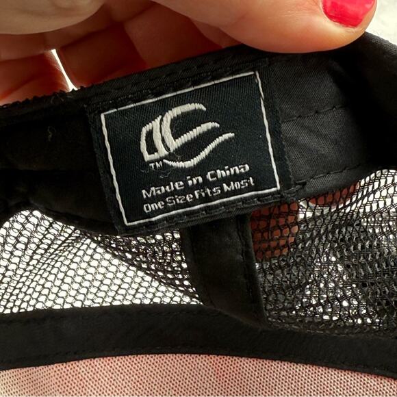 Go Rope, Outdoor Cap Black Mesh Trucker Hat. In good used condition! - Picture 5 of 6